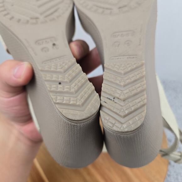 Crocs Leigh II Beige Canvas Leather Ankle Strap Casual Wedge Sandal Womens 9 - Picture 12 of 14